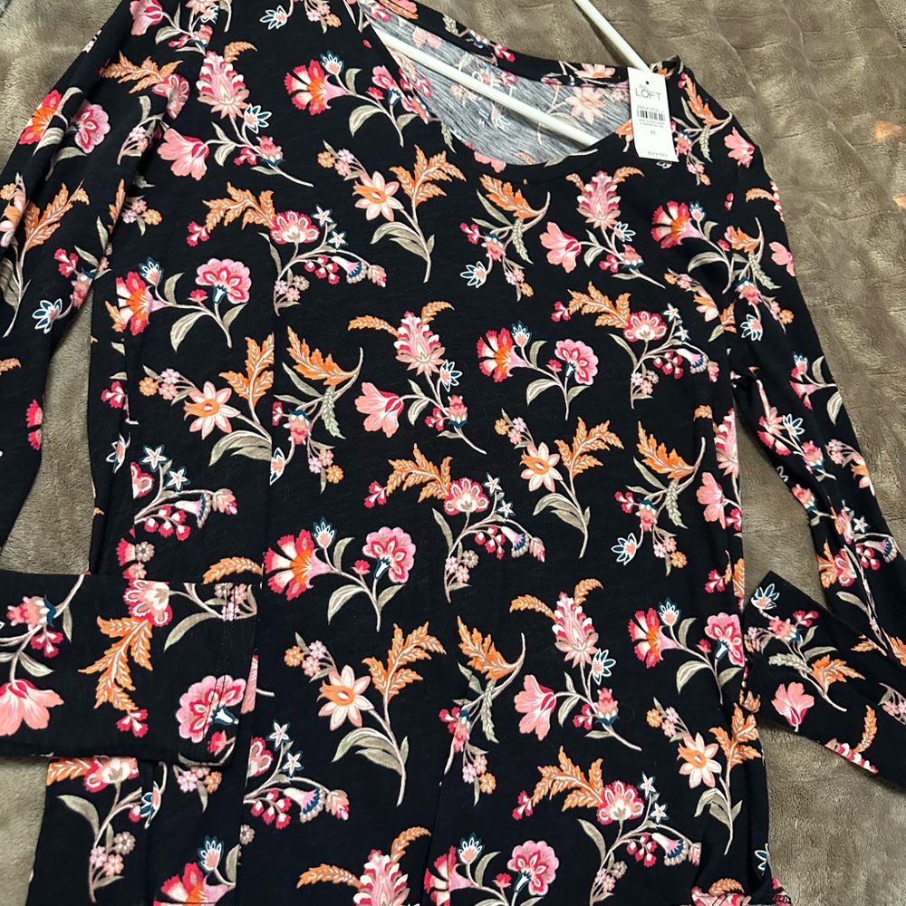 LOFT Black Top with Pink and Orange Floral Pattern - Picture 5 of 6